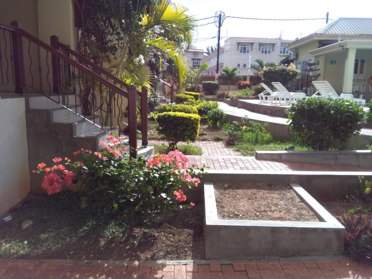 Residence Les Peupliers Flic en Flac Ngoại thất bức ảnh