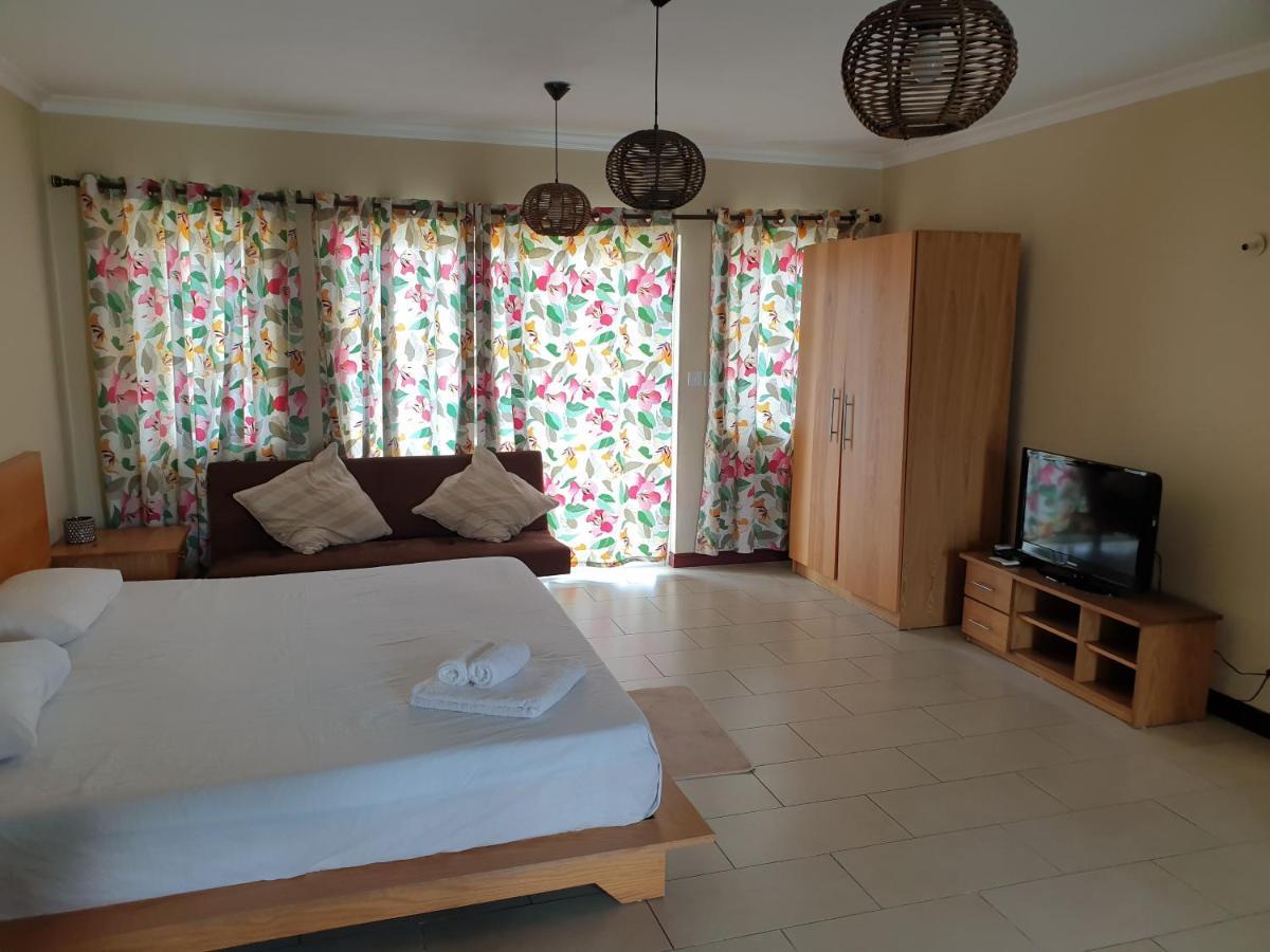 Residence Les Peupliers Flic en Flac Ngoại thất bức ảnh